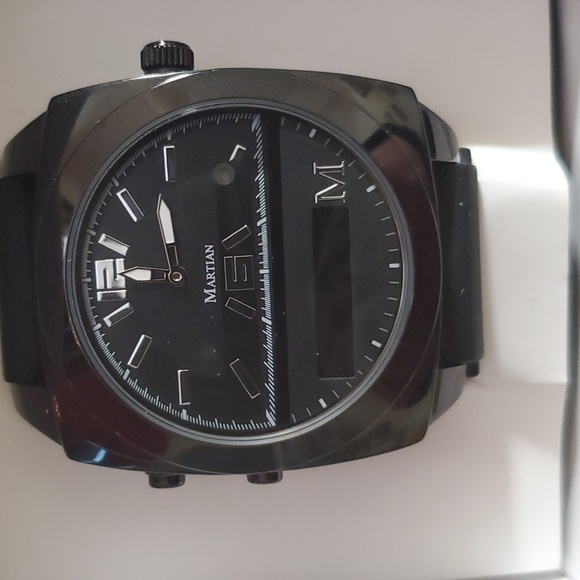 Smartwatch - Picture 3 of 8